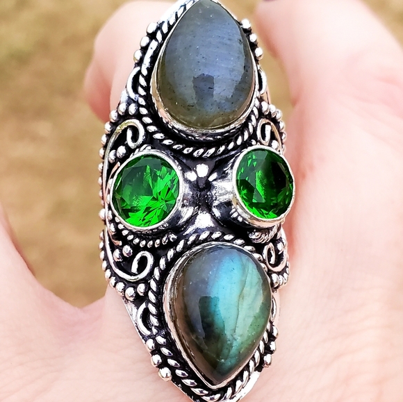 New Oversized Labradorite & Peridot 925 Silver Statement Ring. - Picture 7 of 16